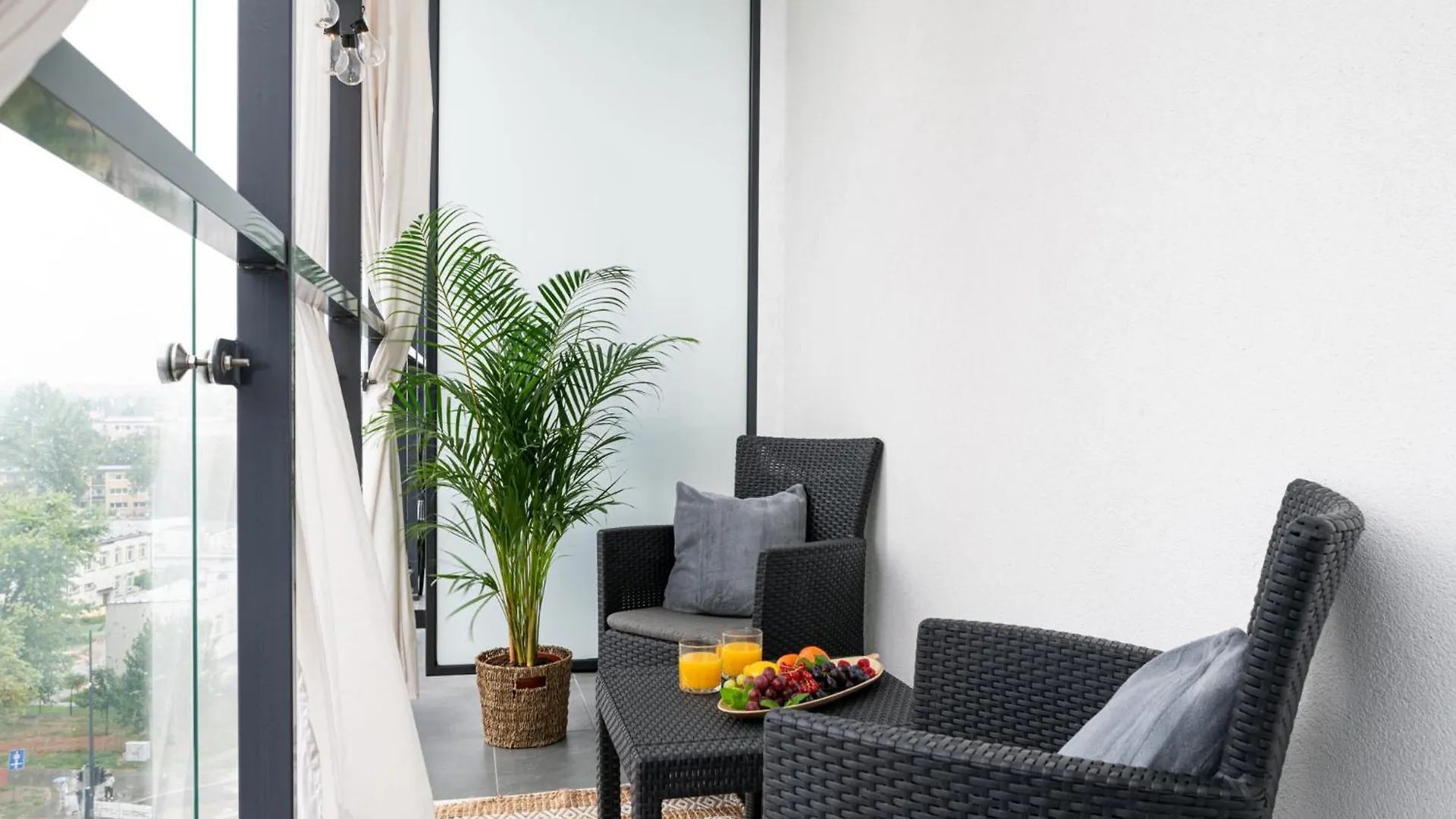 Luxury Design Apartments - Warsaw Tower Bliska Wola Poland