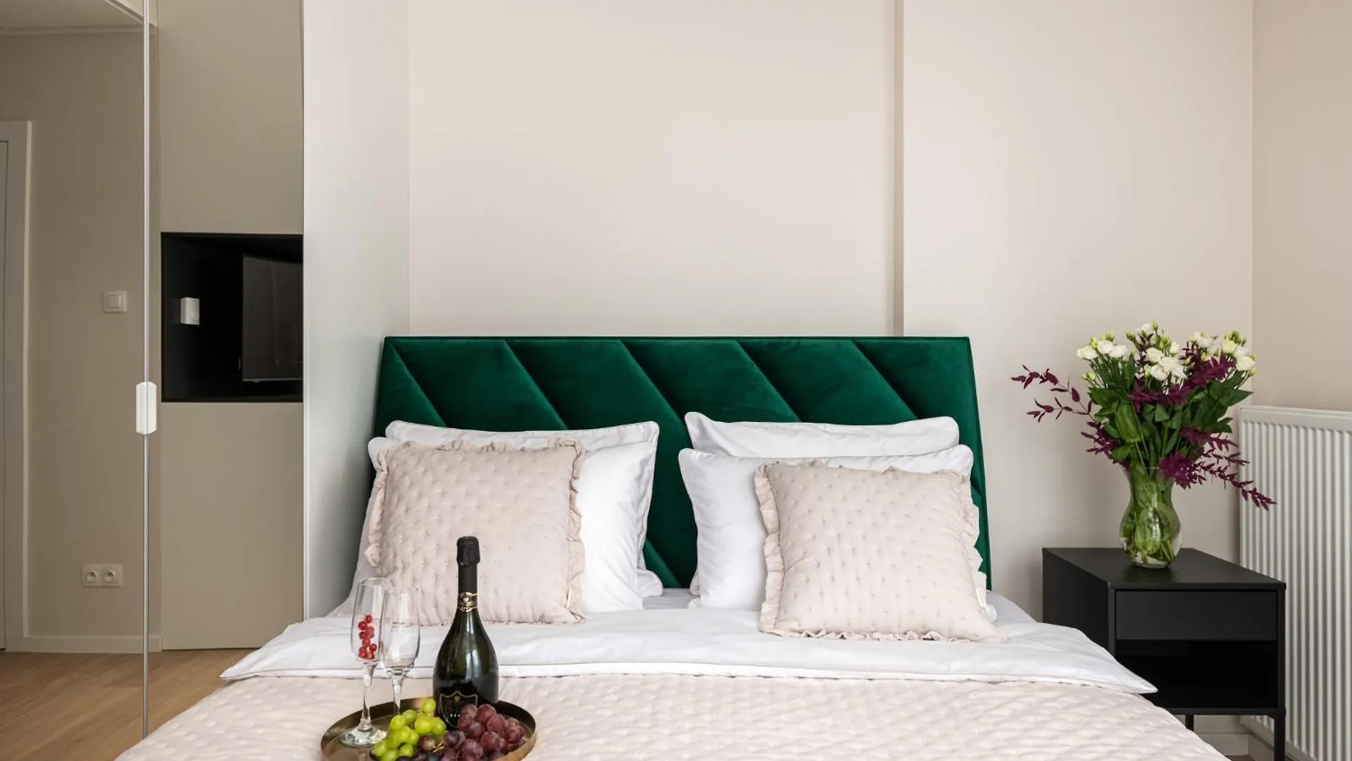 Luxury Design Apartments - Warsaw Tower Bliska Wola